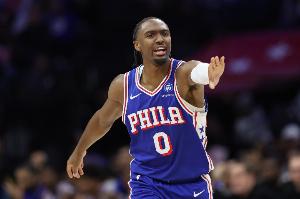 進階！馬克西本季場均得分&三分?jǐn)?shù)排第二 得分等三項數(shù)據(jù)排前五