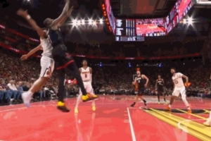 極致攻防！杜蘭特后仰被穆雷側(cè)面封蓋 回頭KD又給了約基奇一火鍋