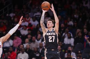 這就是射手！克雷伊奇下半場7記三分轟21分 上半場未得分