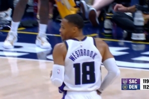 針鋒相對！威少底角三分轟進 約基奇弧頂三分迅速回應