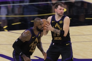 二番戰(zhàn)！ESPN預(yù)測明天勝率：連休4天的湖人85.1% 爵士14.9%