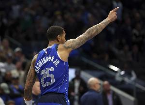 4中0后7中4！華盛頓半場拿到8分4板3助1斷2帽 正負值+2