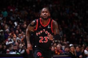 自己唱加拿大國歌不過癮叫隊友一起唱！謝德笑稱將申請入籍加拿大