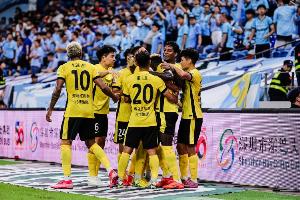 青島媒體：明年青島繼續(xù)擁有兩中超隊，期待再展百年足球城風(fēng)采