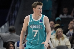 黃蜂基石！記者：4號(hào)秀克尼佩爾要是不撞墻 最佳新秀沒人能追得上