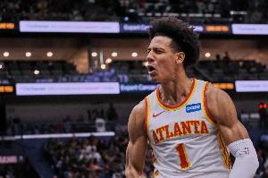 杰倫·約翰遜近7戰(zhàn)場均25.5分11.2板9.5助2.3斷 三分命中率55.6%