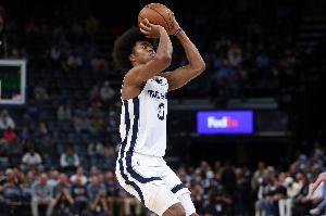 打得可以了！韋爾斯13中8拿到22分5板3助1斷