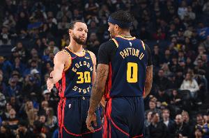 庫里：沒人能復(fù)制追夢(mèng)的作用 小佩頓用自己的方式發(fā)揮作用