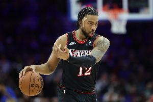 10分鐘2中2砍下8分！沃特福德左內(nèi)收肌拉傷 本場比賽不會回歸