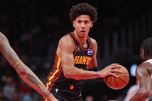 狀態(tài)低迷！杰倫·約翰遜12中3僅拿7分7板7助1斷2帽 5失誤