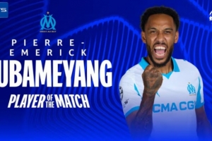 梅開(kāi)二度！官方：奧巴梅揚(yáng)當(dāng)選馬賽2-1紐卡全場(chǎng)最佳球員