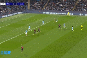 這是后衛(wèi)數(shù)據(jù)？格里馬爾多出戰(zhàn)17場8球5助＞薩拉赫、維尼修斯