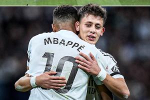 給這組合起個(gè)名？居萊爾本賽季俱樂部已7助，全部連線姆巴佩