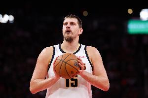 NBA官方：約基奇不斷刷新人們的認知 全能表現(xiàn)領(lǐng)掘金高歌猛進