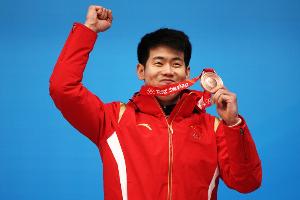 閆文港獲得鋼架雪車歐洲杯金牌，曾奪該項目中國冬奧歷史首枚獎牌