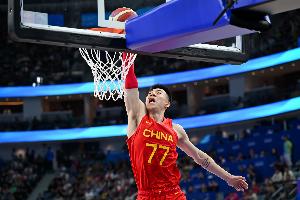 媒體人：大家集體給張鎮(zhèn)麟道歉吧 好久沒(méi)看到這樣的金金了