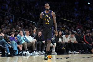 阿里納斯：詹姆斯只得10分也夠好了 他41歲的表現(xiàn)我29歲都做不到