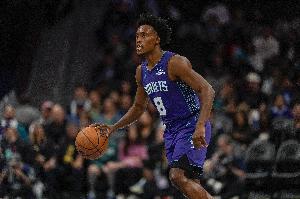 替補(bǔ)打得好！塞克斯頓15中8拿到21分4板3助1斷2帽