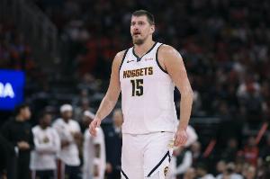 今天得背鍋！約基奇今天正負(fù)值-6 掘金其余首發(fā)正負(fù)值皆為正