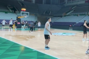 工作室官博曬趙繼偉訓(xùn)練：狀態(tài)很好……訓(xùn)練ing，新賽季加油