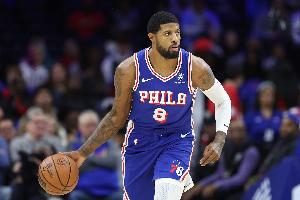 狀態(tài)不俗！喬治半場8中6高效拿下兩隊(duì)最高14分外加2板1助2斷