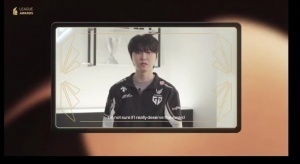 Chovy獲得LeagueAwards年度選手獎：不知道自己是否值得這個獎 以后會更加努力