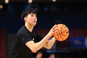 媒體人：李賢重拒回國打球不僅因海外水平更高 CBA有后門&KBL沒有