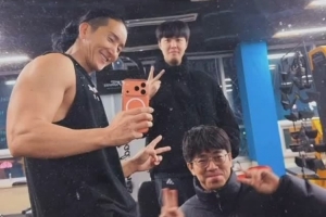 Kanavi分享健身視頻：最近健身非常努力！For a real man！