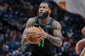 穩(wěn)定輸出！薩迪克·貝17中7拿到21分7板3助1斷1帽