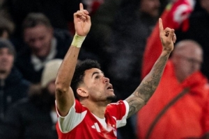 統(tǒng)治力！拜仁連續(xù)20場(chǎng)聯(lián)賽至少進(jìn)2球，追平瓜帥時(shí)代所創(chuàng)德甲紀(jì)錄