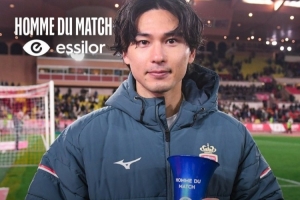 打入致勝球，官方：南野拓實當選摩納哥1-0巴黎全場最佳球員
