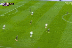 開場就崩了？熱刺6分鐘2球落后，維卡里奧巨大失誤出擊送空門