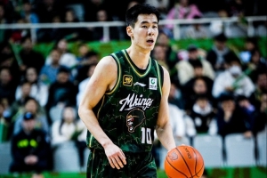 郭昊文談拒絕活塞合同：那個合同沒保障 對現(xiàn)在的我而言沒有意義