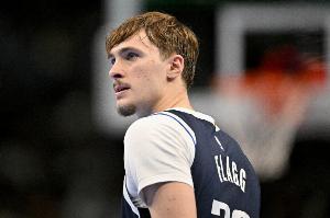 弗拉格18歲生涯得分300+歷史第四人 前三位是科比、麥迪和詹姆斯