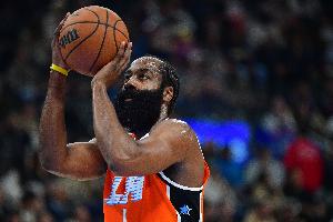 乘風(fēng)破浪！哈登三分穿針 連投帶罰獨(dú)得10分帶隊(duì)轟10-0打停獨(dú)行俠