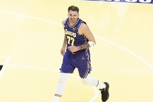 本季曾單場至少19罰球員都有誰？哈登第5人 東里在列 SGA26罰23中