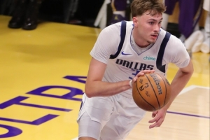 克萊：當(dāng)年斯科特對科比的指導(dǎo)啟示了我 現(xiàn)在我在那樣指導(dǎo)弗拉格