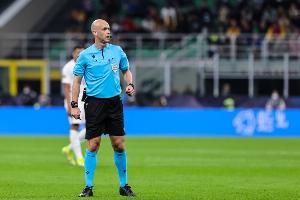 安東尼-泰勒執(zhí)法超20場球隊中，切爾西場均吃2.36張黃牌最多