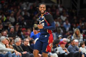 挖坑太大！今天騎士仍進(jìn)了20記三分 仍2分惜敗于凱爾特人