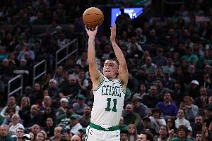 左右開弓！普理查德左右側(cè)翼各中一記加長三分&連得8分