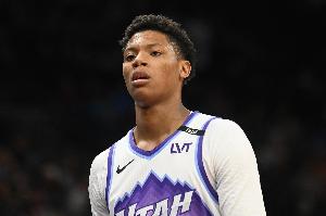 挺高效！5號秀貝利半場出戰(zhàn)14分鐘 6中5&三分3中2拿到12分