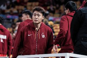 郭士強(qiáng)：打全運(yùn)會可能比較疲勞 然后趙睿在訓(xùn)練中小腿嚴(yán)重拉傷