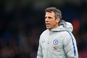 佐拉談福法納防守失誤：很多后衛(wèi)常犯的錯(cuò)誤，看球不看人