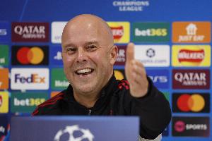 斯洛特：紅軍球迷的一貫支持讓利物浦變得特別，在困難時更為難得