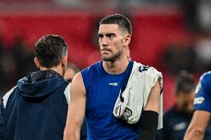 意媒：弗拉霍維奇可能是大腿肌腱受傷，若屬實將缺陣至少2個月