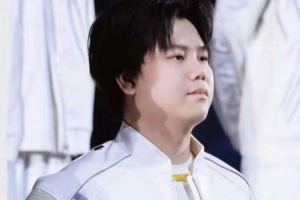 圈內(nèi)人：JDG官宣junjia加入 Shadow去CFO接替打野了