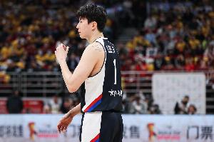 郭士強(qiáng)：這支韓國(guó)男籃更機(jī)動(dòng) 李賢重很優(yōu)秀&一直是重點(diǎn)防守對(duì)象