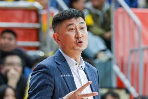 20分算個X??？！杜鋒：對于現(xiàn)代籃球來說 20分差距算不上什么！