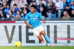 內(nèi)雷斯：慶祝動(dòng)作？我也不知道那是啥，我每次進(jìn)球都做不同的慶祝