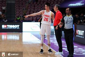 蘇群：排除更衣室失控 中國男籃策略錯(cuò)誤 隊(duì)員精力過多放在全運(yùn)會(huì)